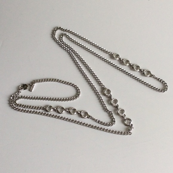 Vintage MONET Long Silver Necklace - Picture 3 of 5